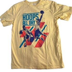 The Children’s Place
Boys Hoops Graphic Tee - Derby Gold large 10/12
